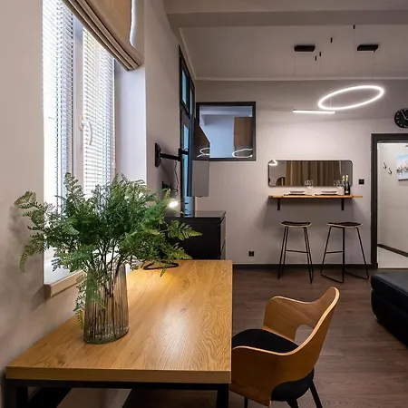 Bohemia - New With Stylish Design Apartamento